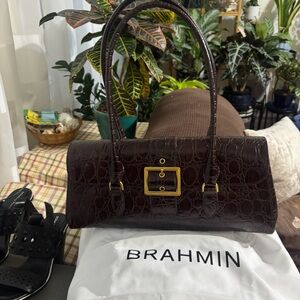 Brahmin Brown Shoulder Bag with Classic Silhouette and Gold Hardware